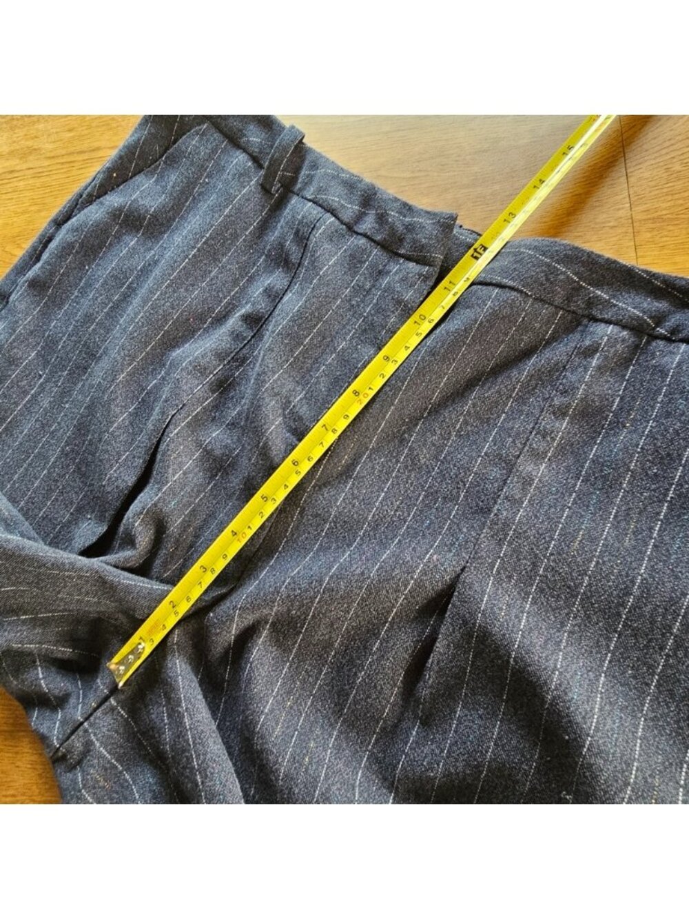black with metallic pinstripe high waisted wide leg crop dress pants - Picture 4 of 7